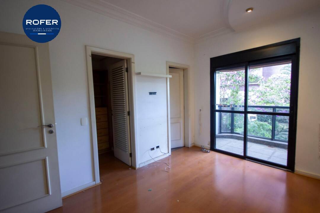 Apartamento à venda com 4 quartos, 335m² - Foto 11