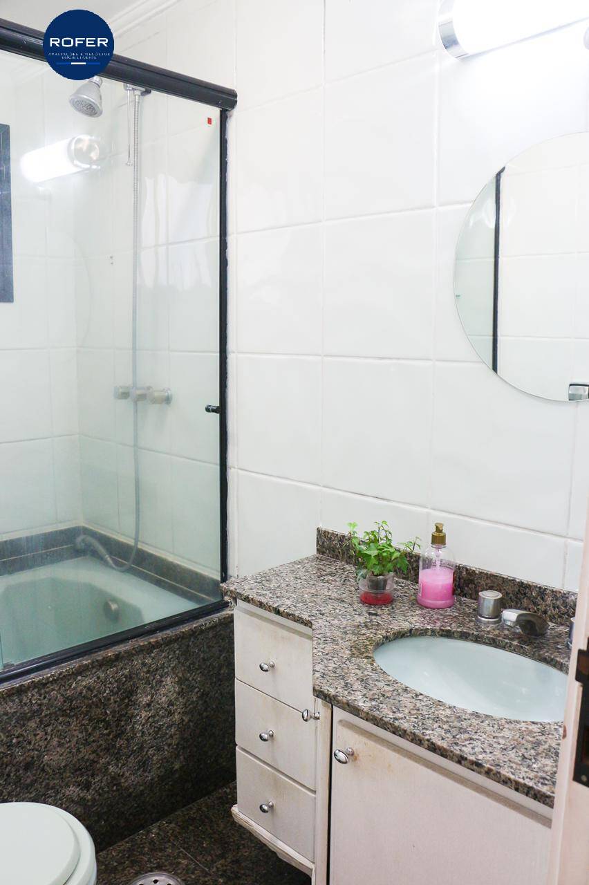 Apartamento à venda com 3 quartos, 137m² - Foto 17