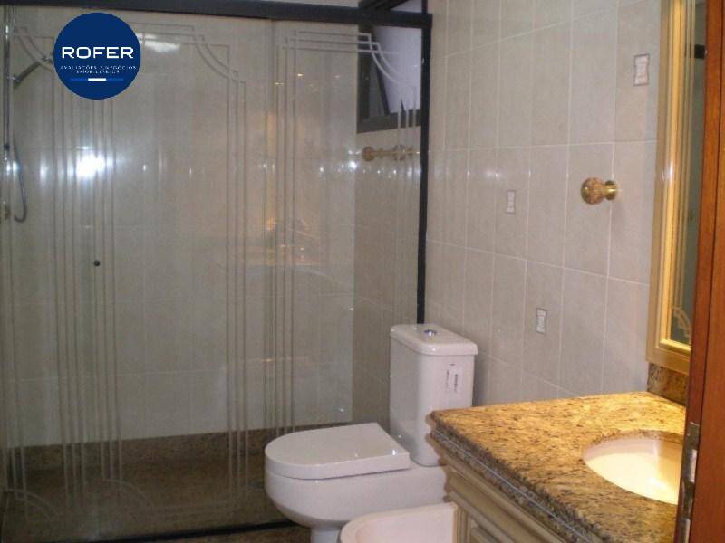 Apartamento à venda com 3 quartos, 243m² - Foto 19