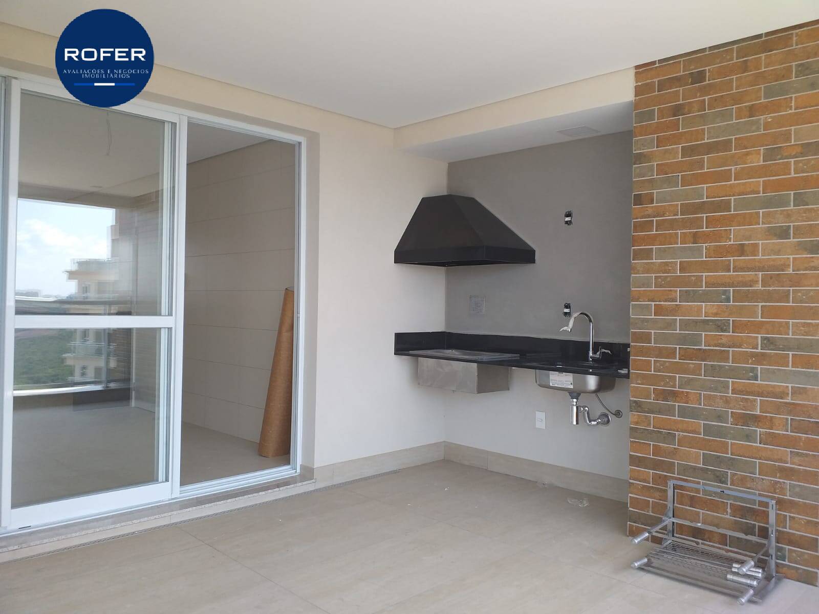 Apartamento à venda com 3 quartos, 185m² - Foto 23