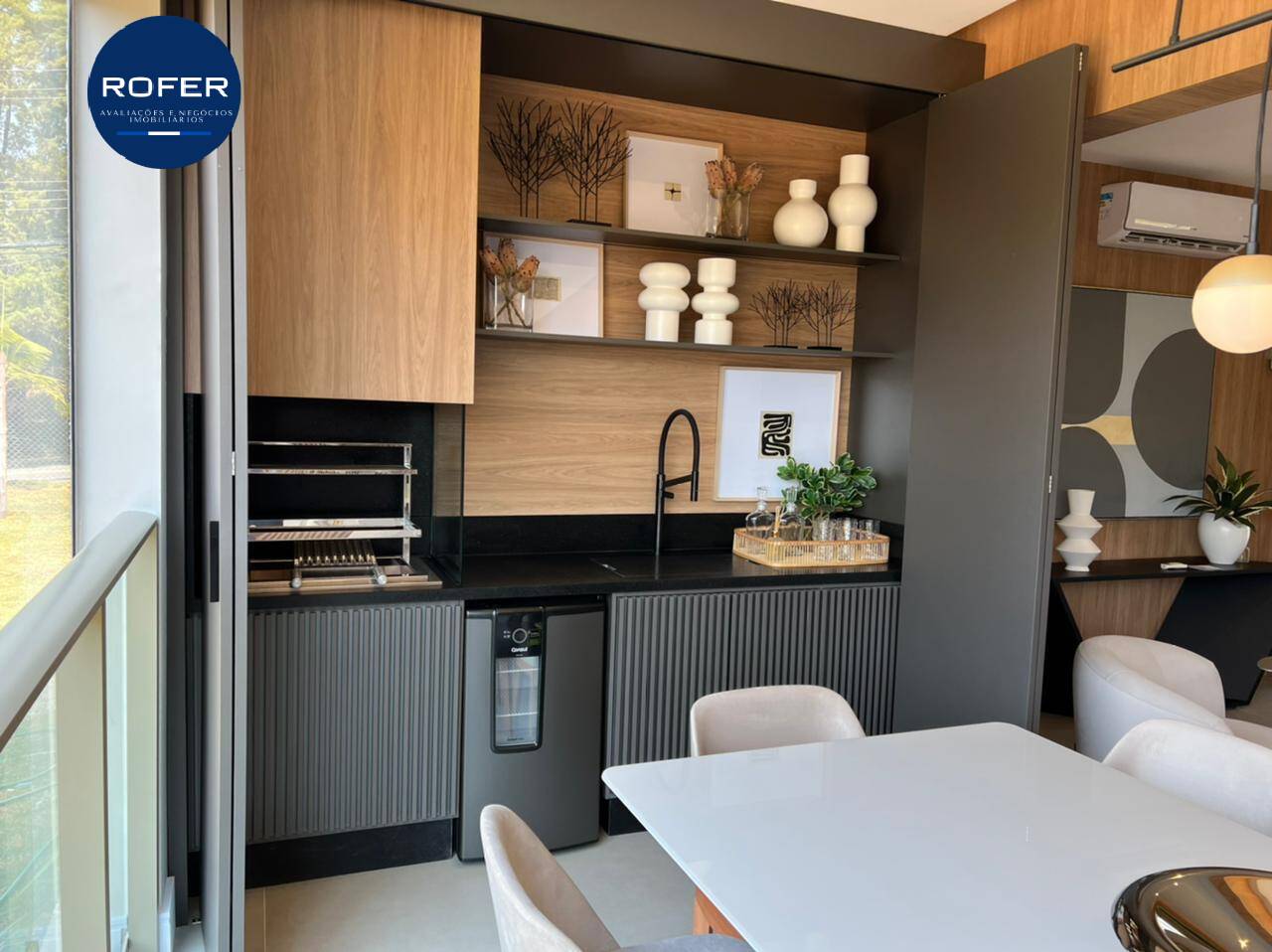 Apartamento à venda com 3 quartos, 128m² - Foto 4