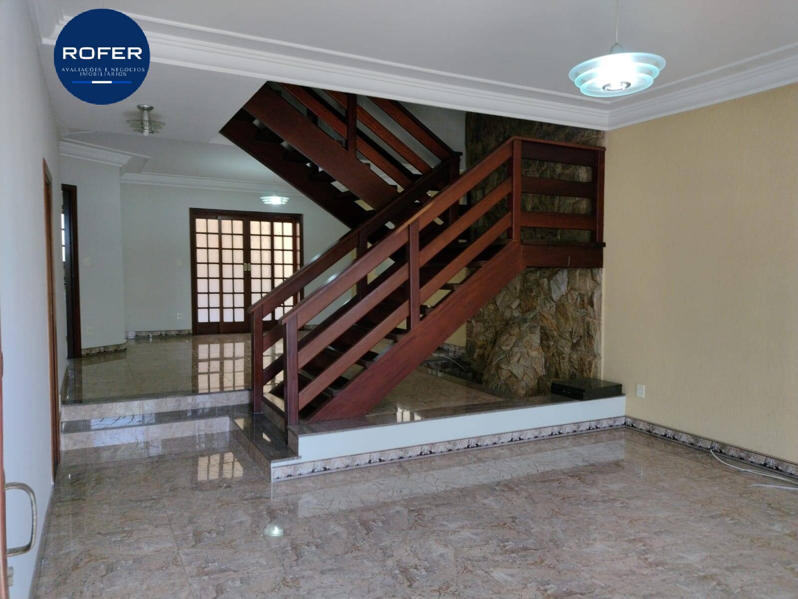 Casa à venda com 5 quartos, 388m² - Foto 16