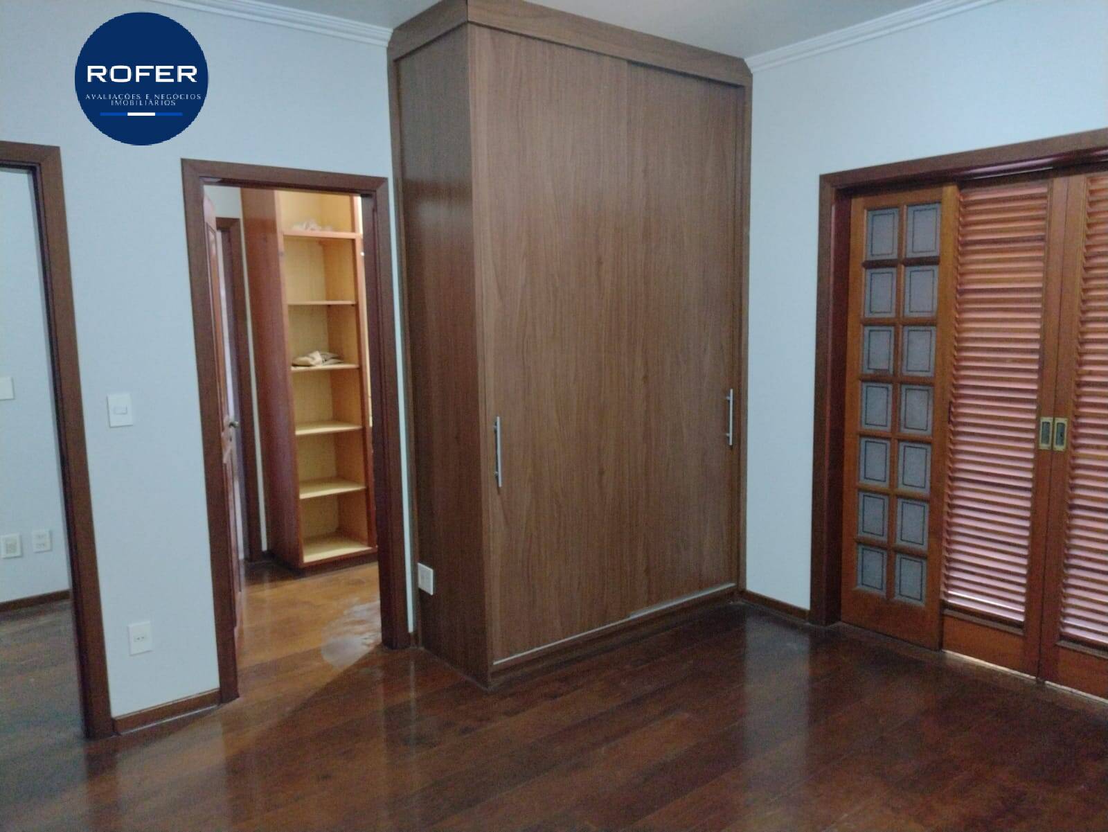 Casa à venda com 5 quartos, 388m² - Foto 25