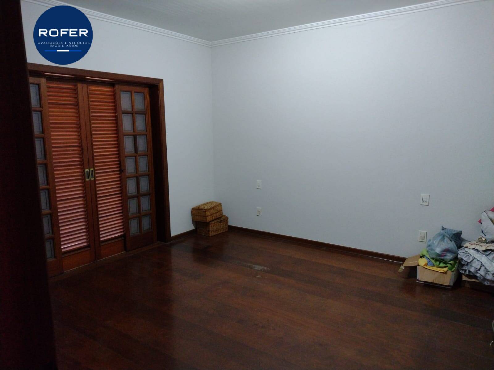 Casa à venda com 5 quartos, 388m² - Foto 32