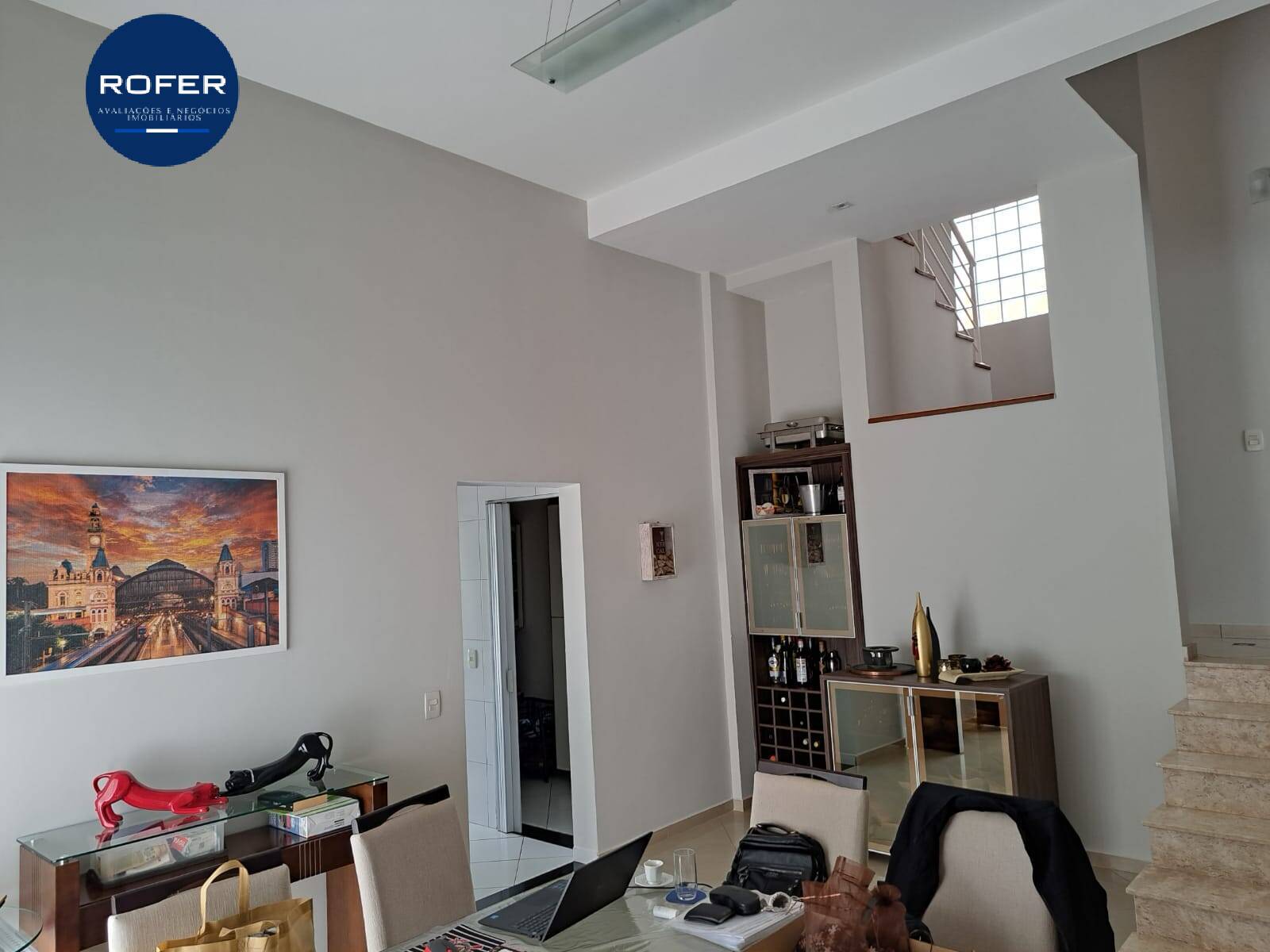 Casa à venda com 3 quartos, 339m² - Foto 8