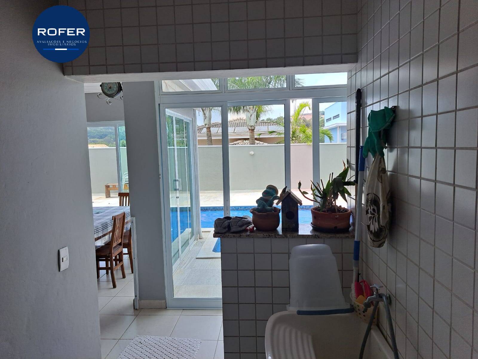 Casa à venda com 3 quartos, 339m² - Foto 34