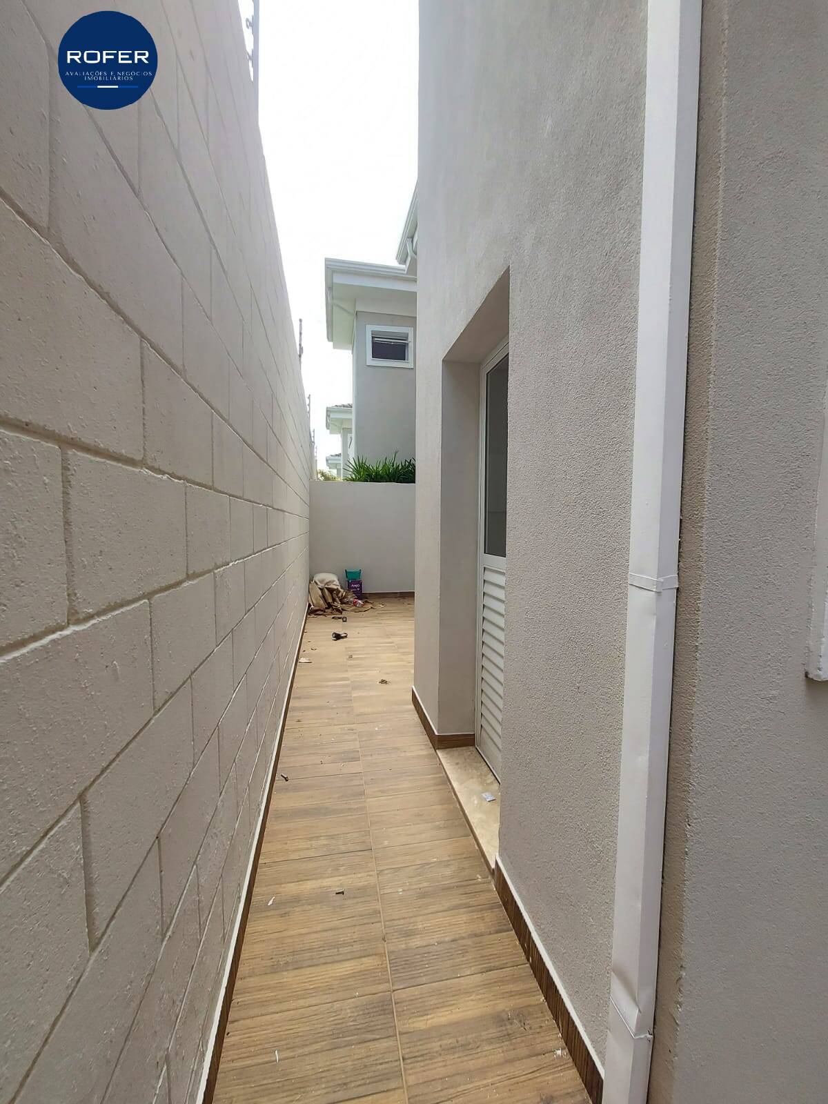 Casa à venda com 3 quartos, 200m² - Foto 7