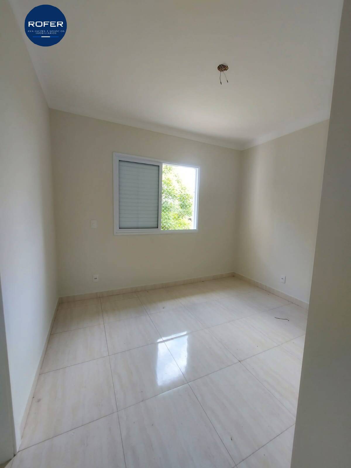 Casa à venda com 3 quartos, 200m² - Foto 11