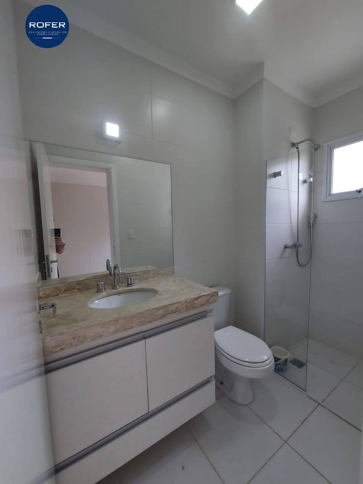 Casa à venda com 3 quartos, 200m² - Foto 12