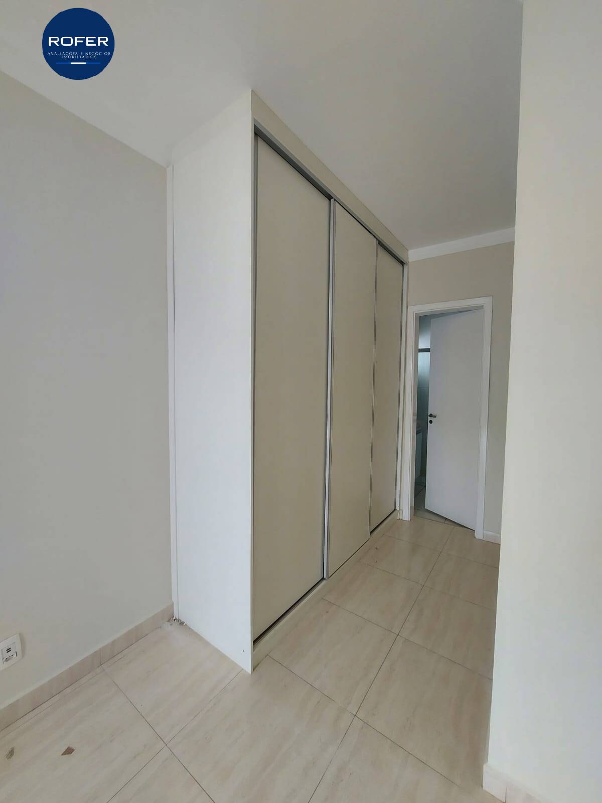 Casa à venda com 3 quartos, 200m² - Foto 14