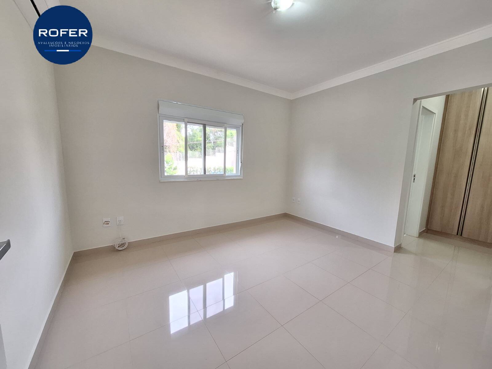 Casa à venda e aluguel com 3 quartos, 245m² - Foto 22