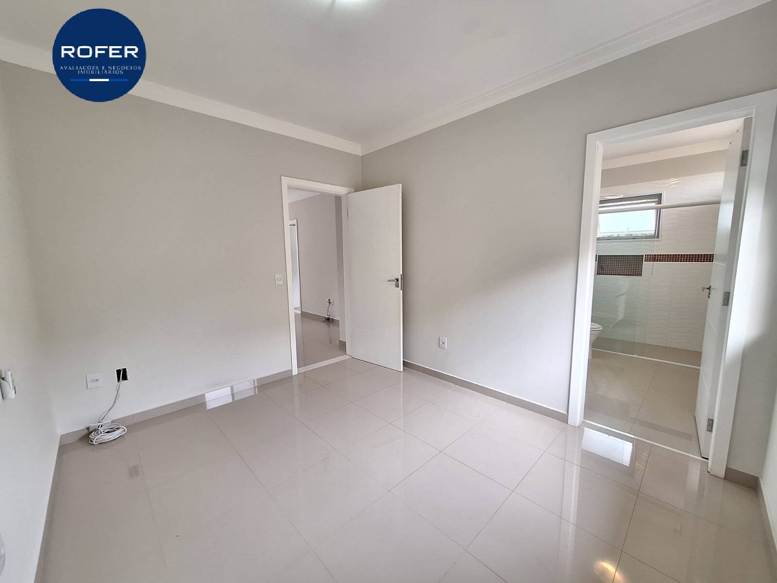 Casa à venda e aluguel com 3 quartos, 245m² - Foto 20